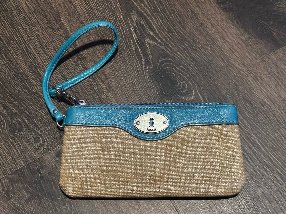 Fossil Key-Per Coated Waxed Canvas Turquoise Leather Wristlet Pouch Wallet